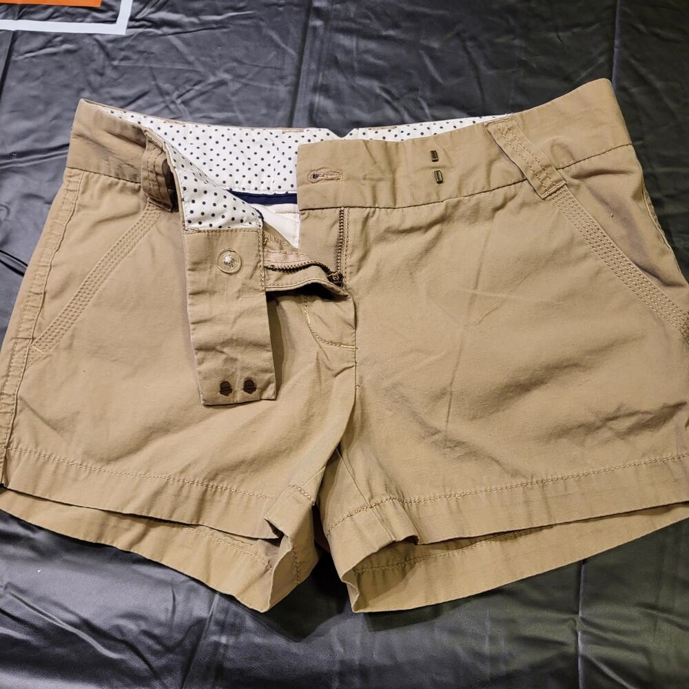 Women's shorts, J. Crew, classic twill, CHINO, Size 4, city fit, cotton